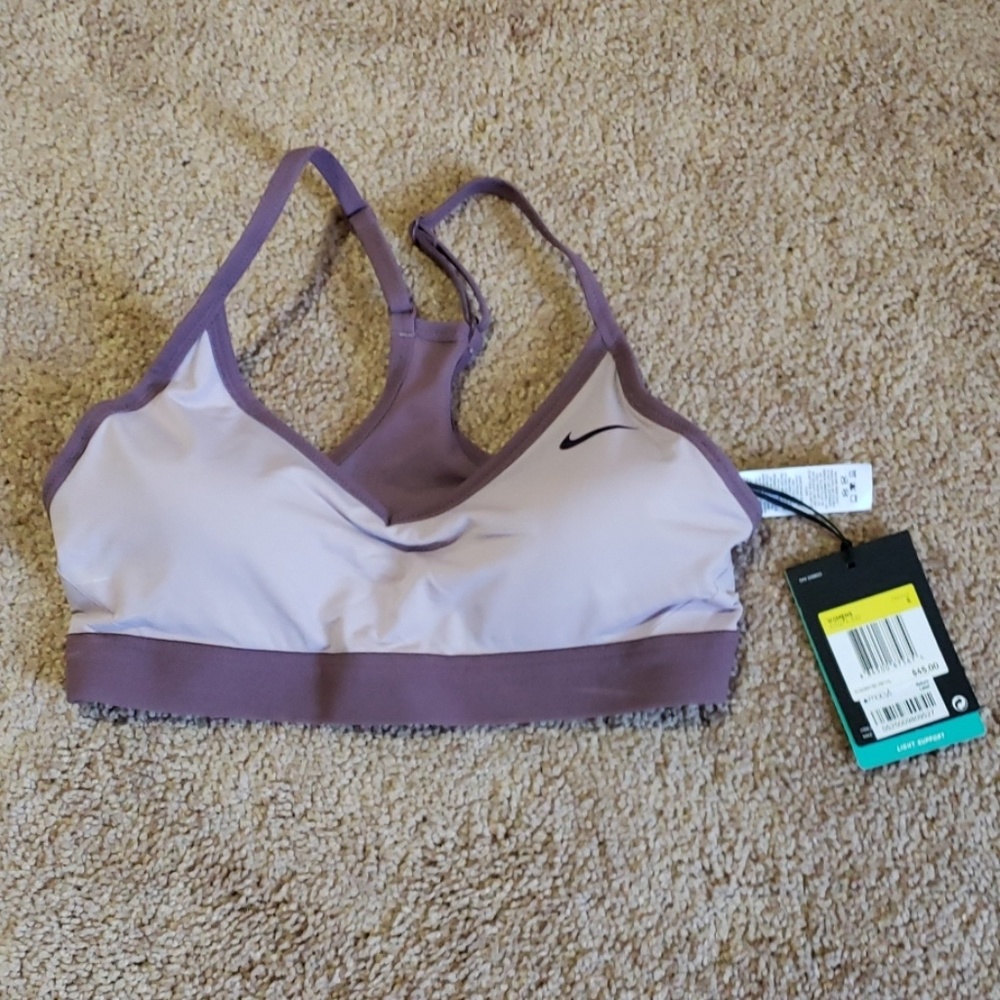 Sports bra
